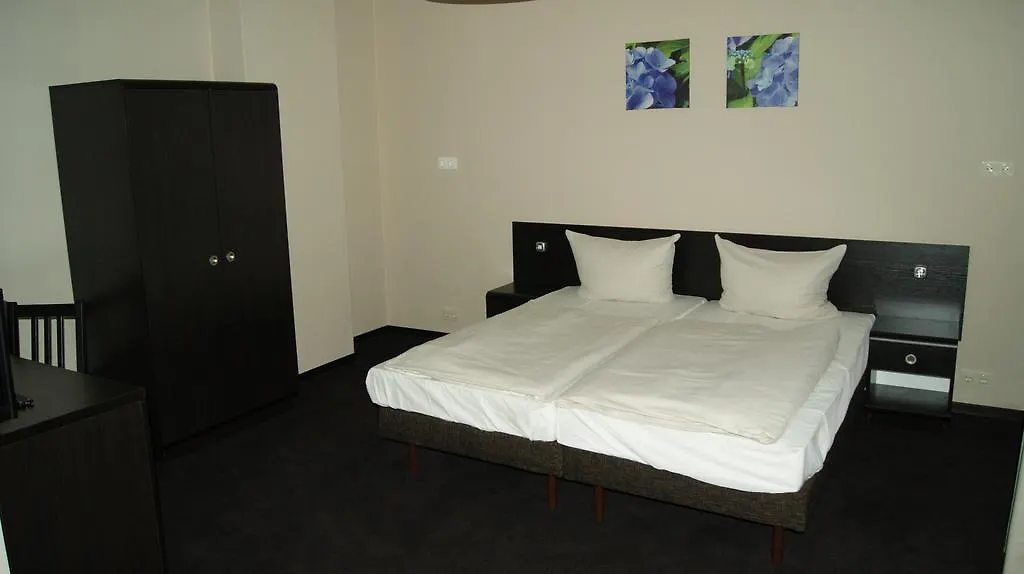 Hotel Pension Eberty Βερολίνο