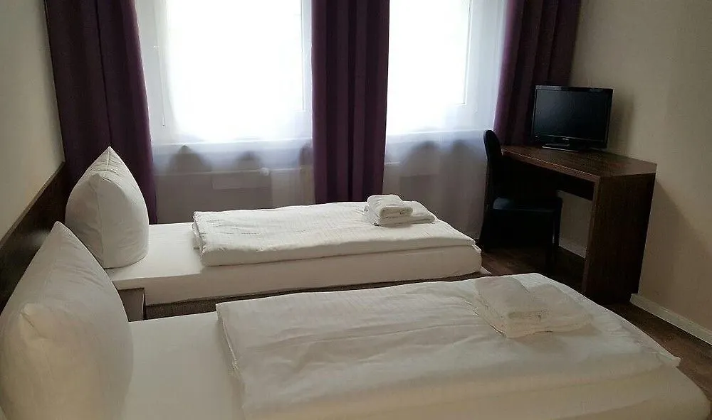 **  Hotel Pension Eberty Berlin Germany