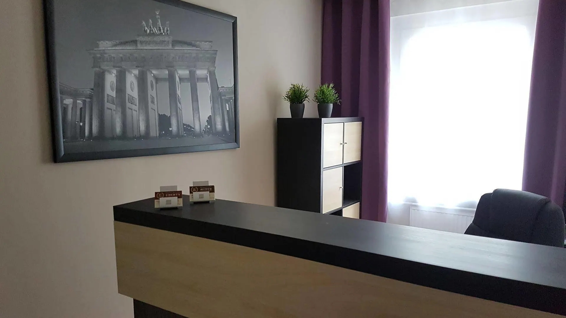 Hotel Pension Eberty Βερολίνο
